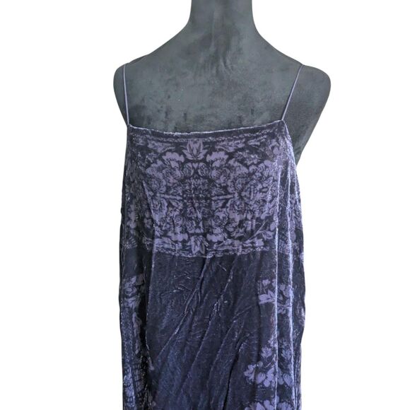 Anthropologie Floreat Whimsigoth Velvet Silk Blend Midi Slip Dress Purple M - Picture 2 of 8